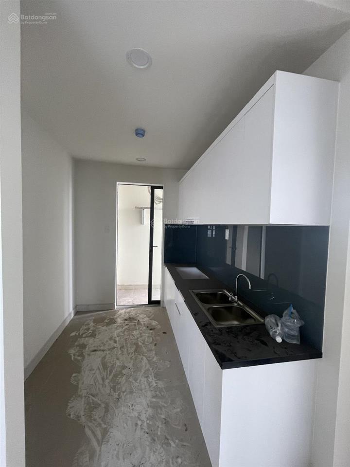 Bán căn 65m2 2 phòng 2wc 2 tỷ 860tr chung cư green river phạm thế hiển