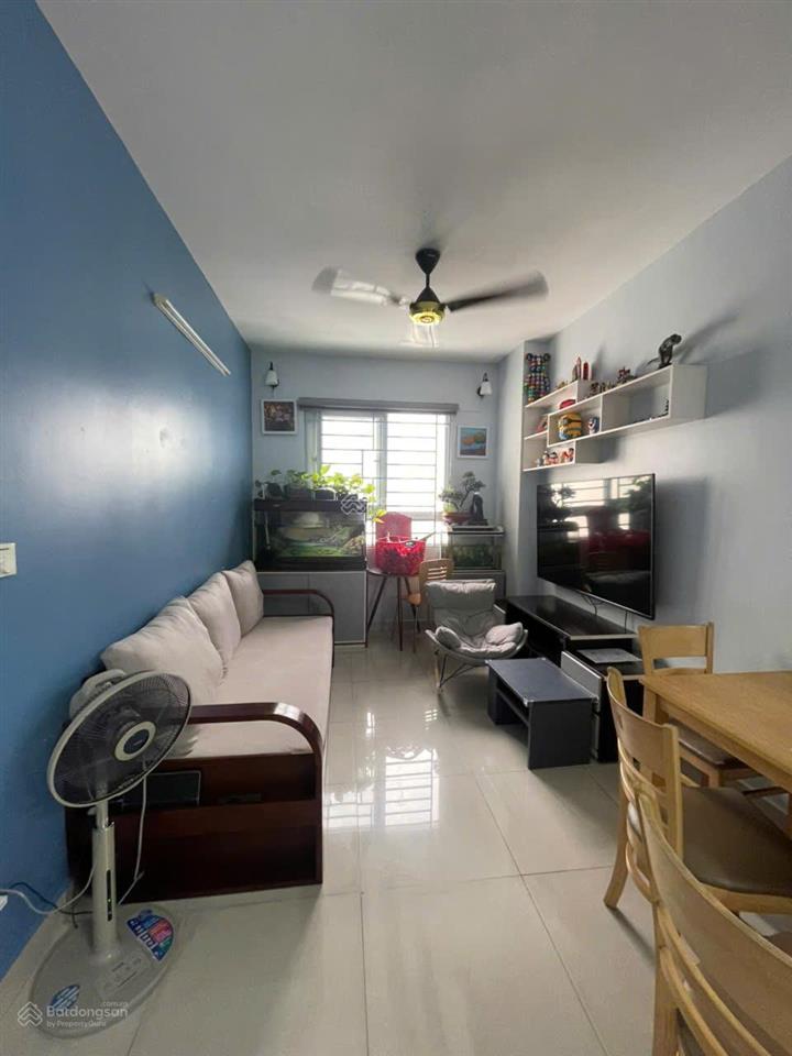 Diện tích lớn  tầng trung  view cao lỗ  74m2 2pn 2wc  3 tỷ 5, bao sang tên  topaz city