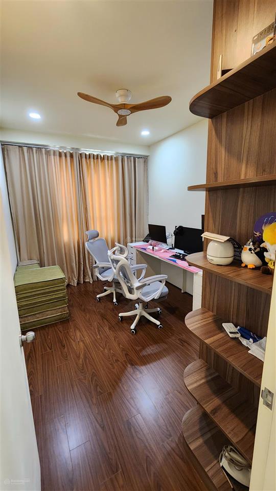 Tầng thấp view thoáng 79m2 2pn 2wc nhà đẹp 4 tỷ 550tr bao sang tên topaz elite