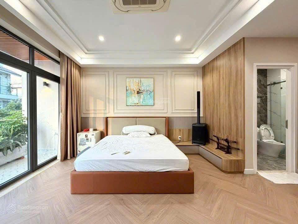 Chính chủ bán biệt thự ngay parc mall tạ quang bửu, đường phạm thị tánh, p.chánh hưng, giá 6 tỷ 800