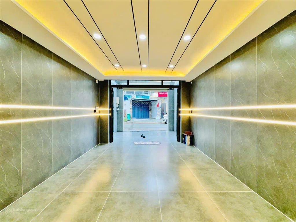 Chú tư bán gấp nhà vũ huy tấn, p. gia định, giá 3,76 tỷ  81m2 (4,5x18) 1 trệt lửng 3 lầu, sổ sẵn