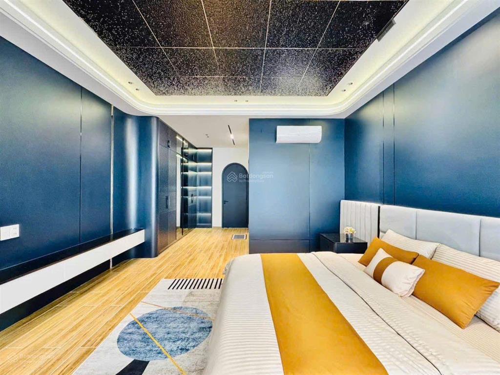 Tôi bán nhà gần đh kinh tế ngay ngô quyền, quận 5, giá 4,2 tỷ (5m x 17,5m) 1 trệt lửng 2 lầu, 4pn