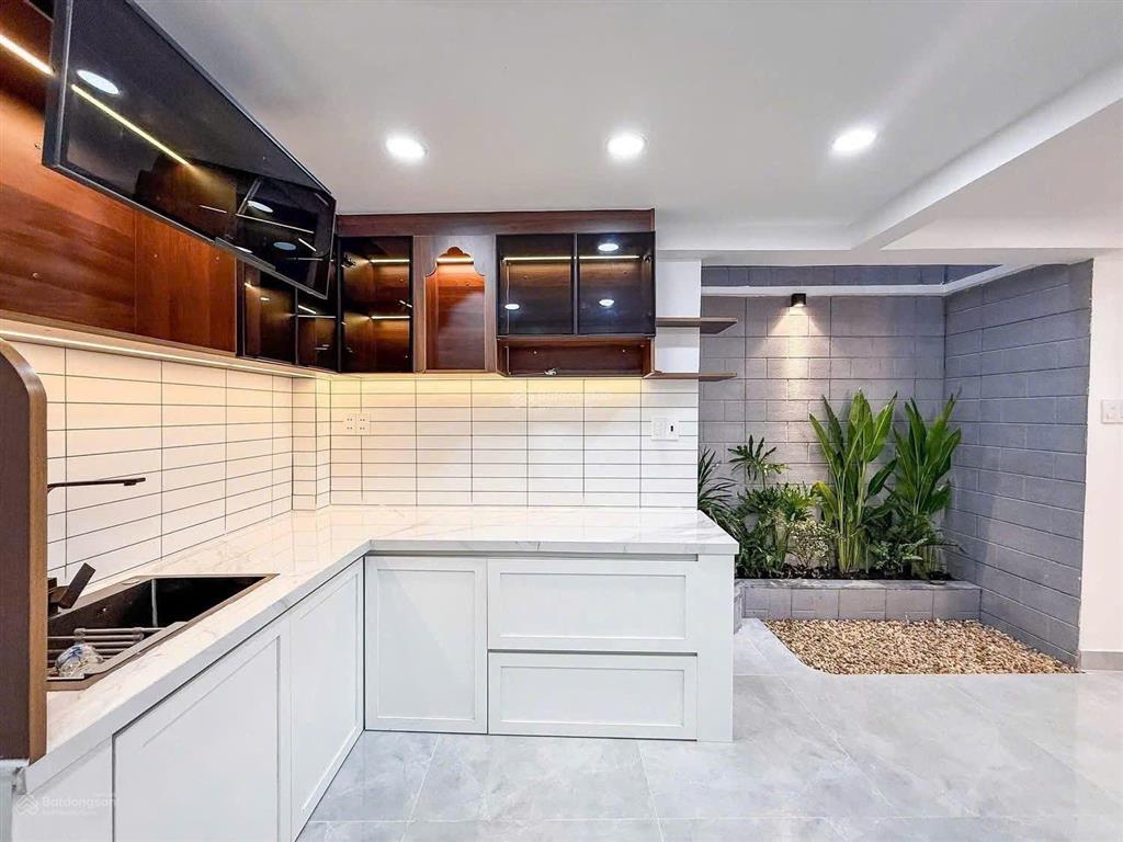 Cần bán nhà ngay đh công nghiệp đường lê lợi, p. hạnh thông  giá 2,99 tỷ  dt 48m2  1 trệt 2 lầu