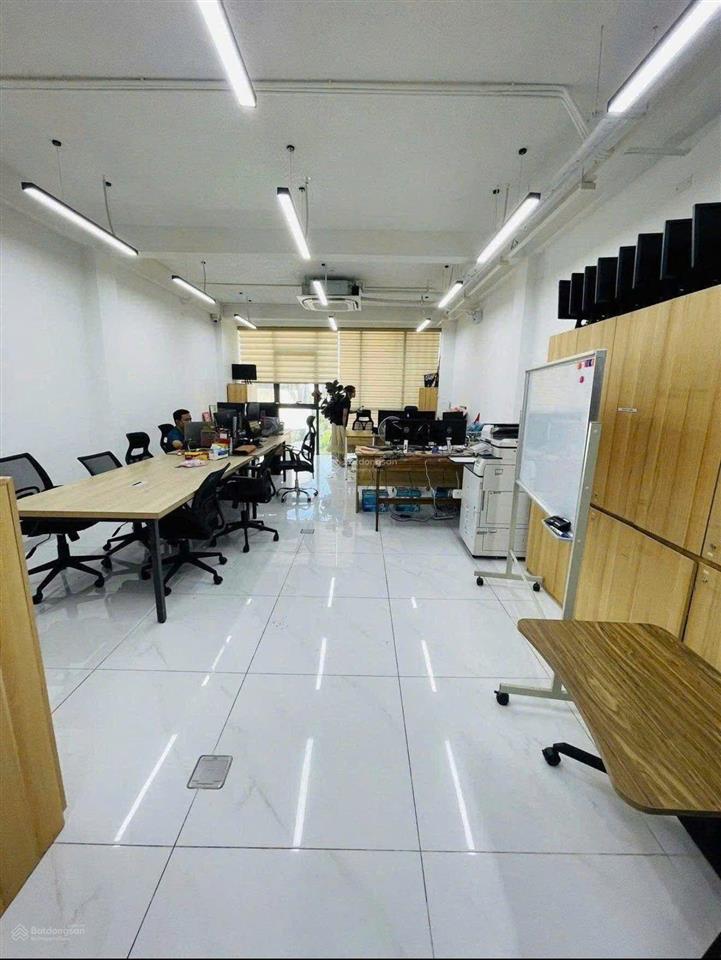 Chú pháp cần bán nhà đang cho thuê 38 triệu/tháng đường trần não, p. an khánh