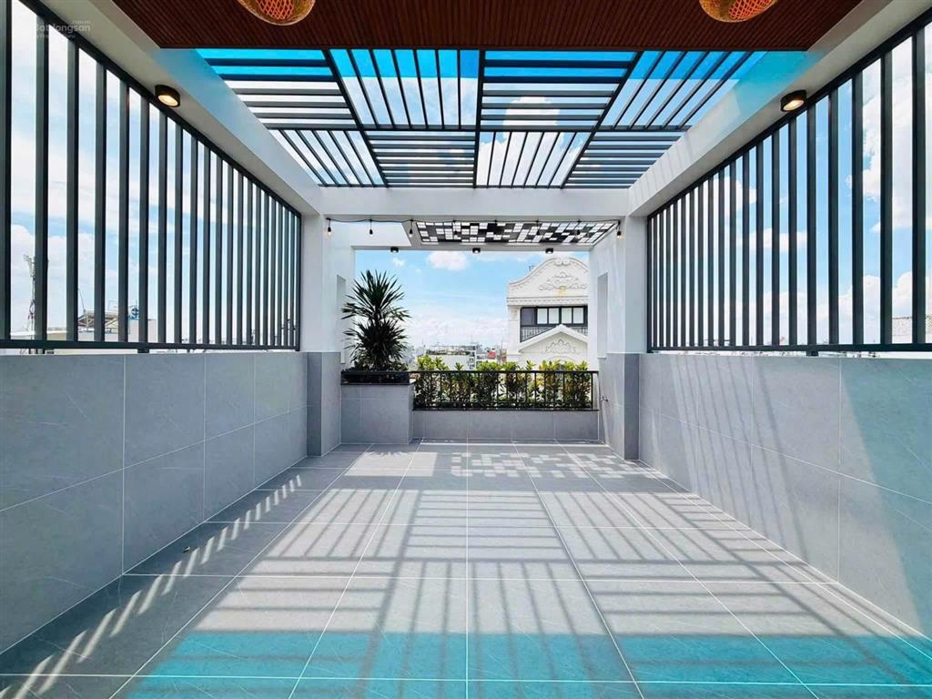 Cần bán gấp căn nhà hàn hải nguyên, p. minh phụng, 110m2  3 lầu, 6pn, 7wc  sổ sẵn