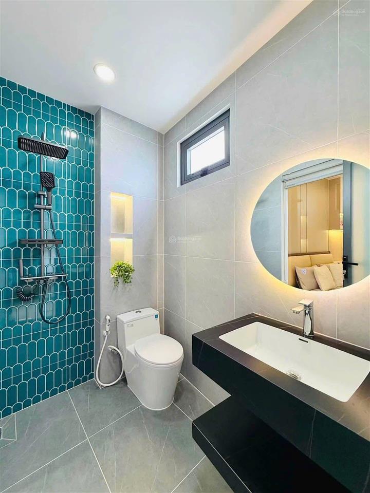 Cần bán gấp căn nhà hàn hải nguyên, p. minh phụng, 110m2  3 lầu, 6pn, 7wc  sổ sẵn