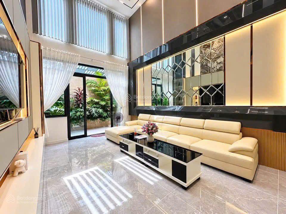 Bán nhà cư xá đô thành nguyễn hiền, p. bàn cờ, dt 95m2, gần chợ vườn chuối, sổ sạch đẹp