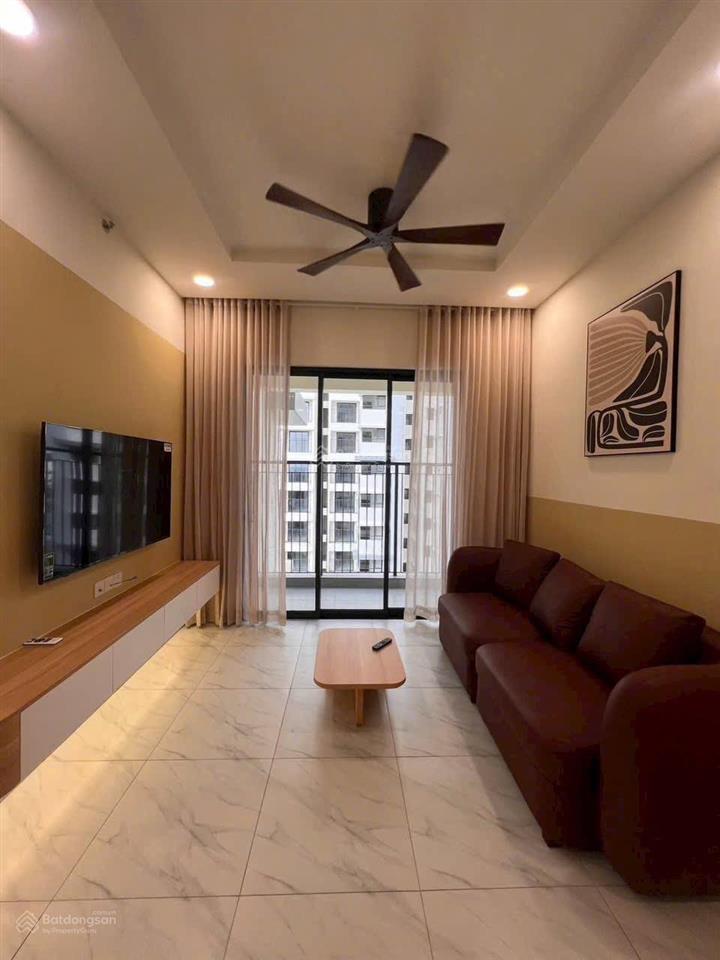 2pn 80m2 full nội thất gđ3 tầng 9 view hồ bơi công viên nội khu siêu thoáng mát cả ngày 11tr/tháng