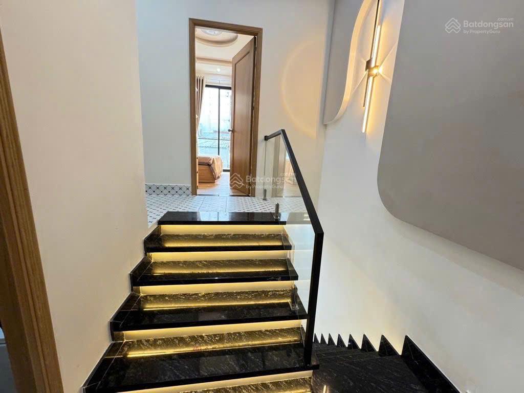 Nhà mới đẹp  phạm văn chiêu  thông tứ tung  nhỉnh 5 tỷ