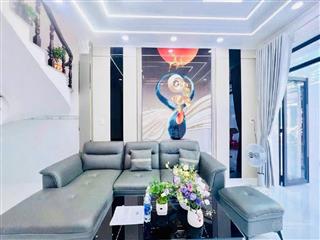 Gấp gấp  nhà 2 tầng hxh tới cửa  52m2  nhỉnh nhẹ 4 đồng