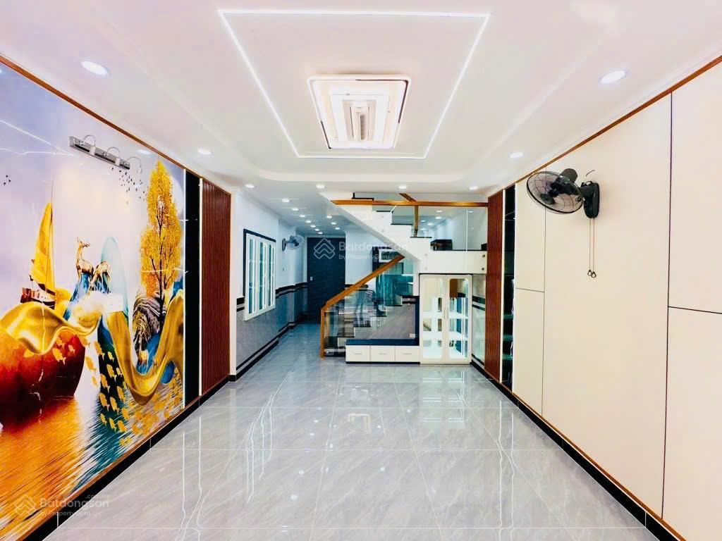 Phù hợp để ở và kinh doanh nhỏ  sát chợ hiệp thành quận 12  chưa tới 5 tỷ