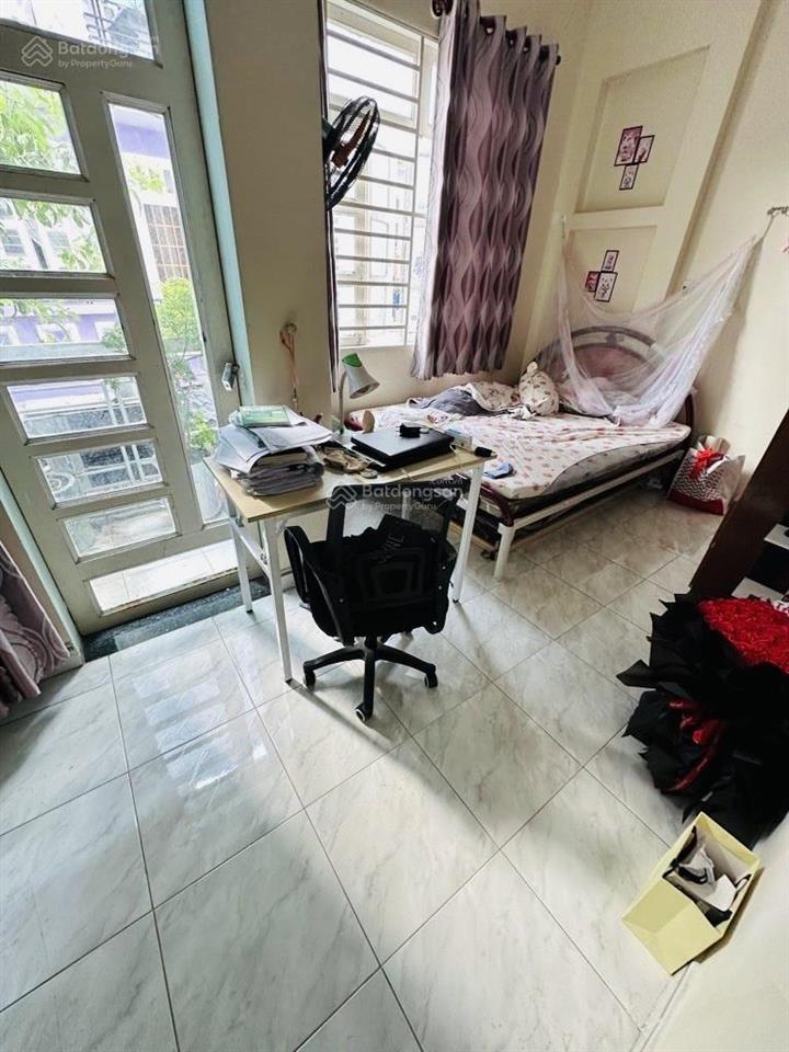 Nhà 2 tầng btct  lâm thị hố q12  hơn 60m2  chưa tới 5 đồng