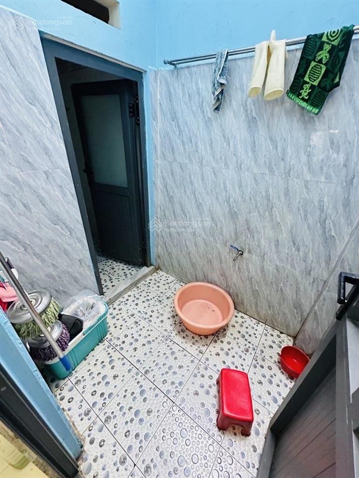 Nhà 2 tầng btct  lâm thị hố q12  hơn 60m2  chưa tới 5 đồng