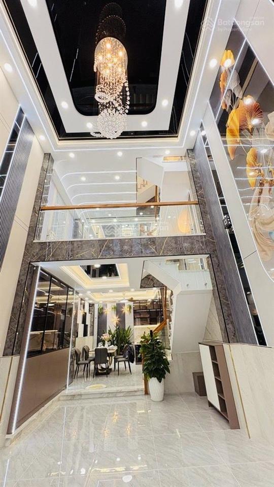 Nhà 5 tầng  siêu đẹp  trục dương thị mười  hàng hiếm khu vực