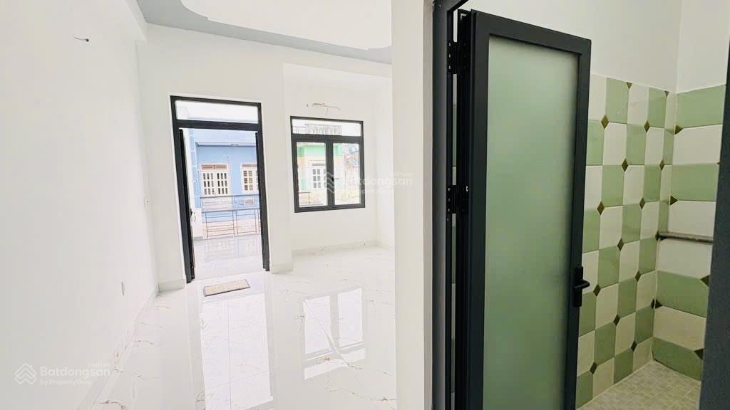 Nhà 3 tầng  72m2  ô tô tới nhà  cạnh h.iệp thành city  nhỉnh 5 tỉ