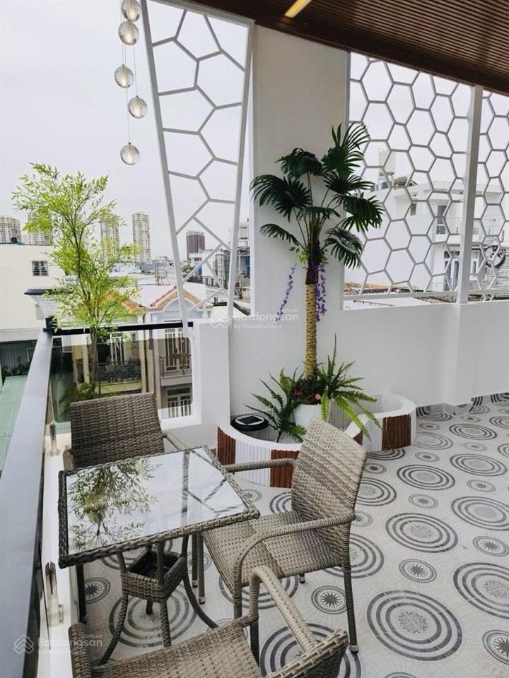 Nhà mới lung linh ngang 8,5m|giá 8.2 tỷ có thang máy dương cát lợi|nhà bè