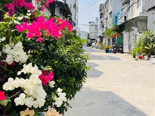 Nhà đẹp 4m x 13m  7.2tỷ  hxh thông|full nội thấtnhà bè