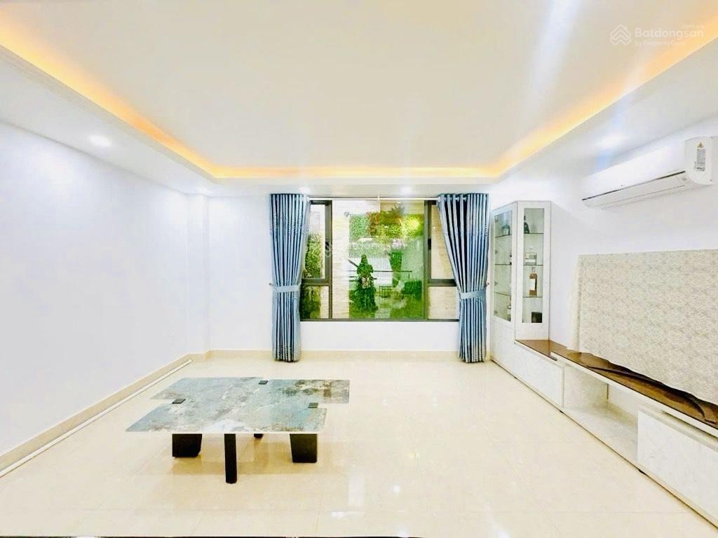 Nhà q7 ô tô vào nhà full nội thất chỉ 7,8 tỷ