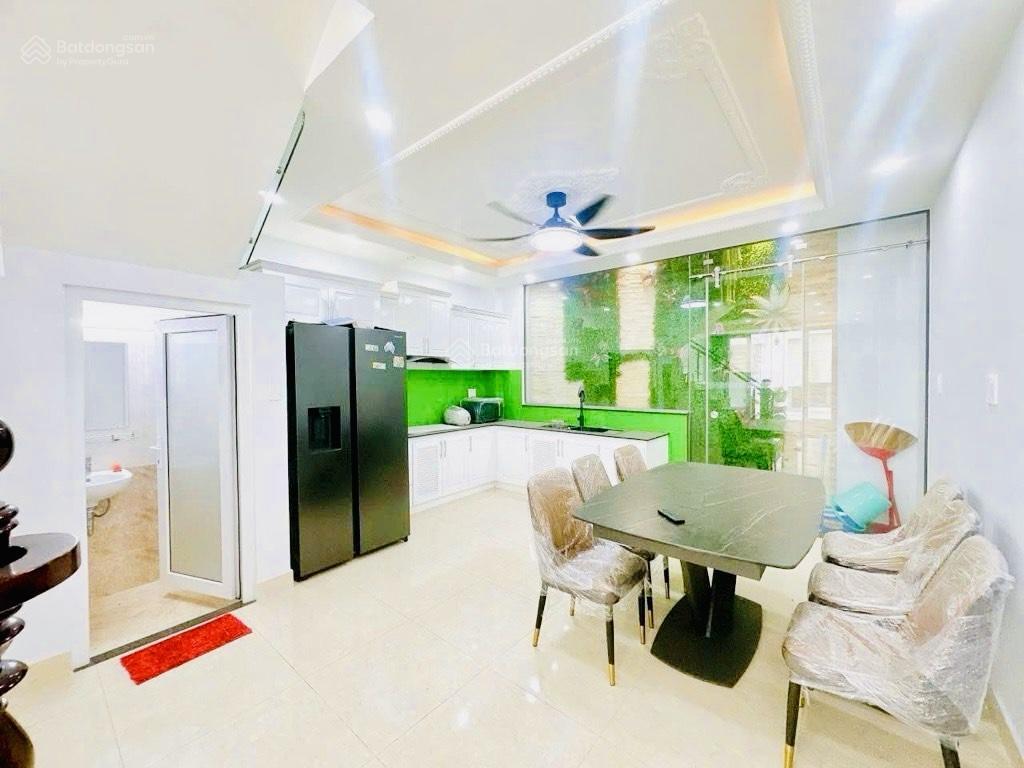 Nhà q7 ô tô vào nhà full nội thất chỉ 7,8 tỷ