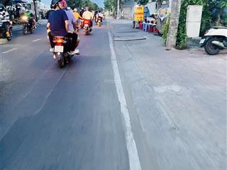 Chính chủ trang bìa  ngang gần 5m  5.6 tỷ trung tâm q7