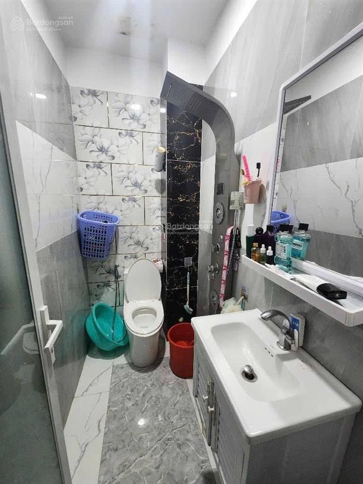 Chdv 4 tầng dt 115.8m2  9 phòng  dòng tiền 30tr/tháng  giá 8 tỷ