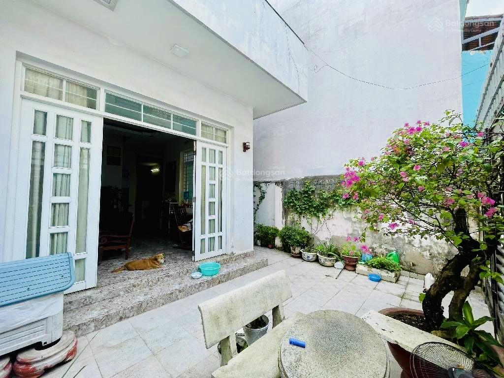 Bán siêu phẩm  nhà bè  hẻm xe hơi  122m2  chỉ 100m ra mt huỳnh tấn phát