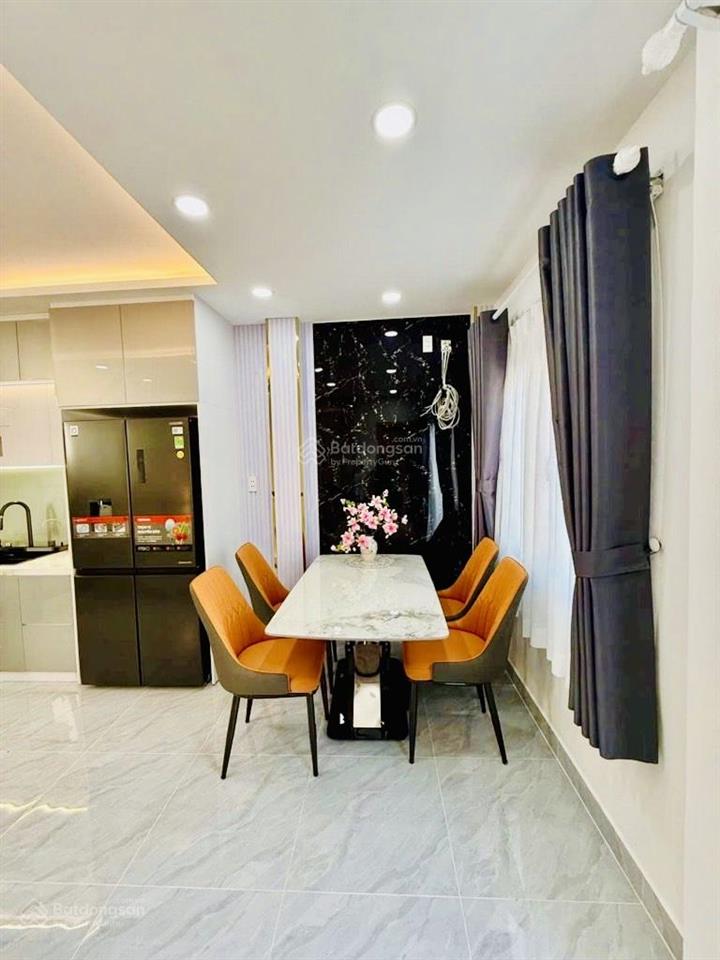 Nhà mới q7  ngang 7.9m siêu hiếm nhà 4 tầng mới tinh vừa ở vừa kd