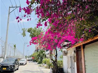 Nhà q7 mới đẹp  xe hơi ngủ trong nhà  gần phú mỹ hưng