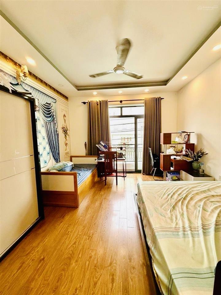 Bán nhà q7  hẻm ôtô thông  tân hưng  3 tầng  nở hậu  nhỉnh 8 tỷ