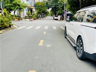 Bán nhà mặt tiền  tân hưng, quận 7