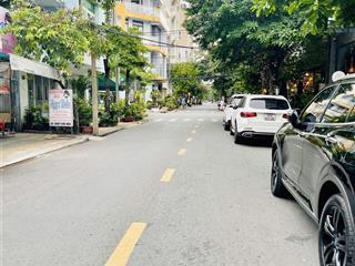 Bán nhà mặt tiền q7  thang máy  phong cách luxury