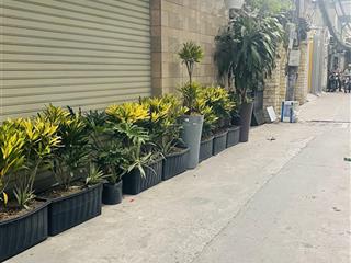 Bán nhà  4m x 19.7m  dòng tiền 15tr/tháng  giá 6.8 tỷ  q7