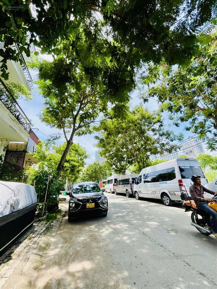 Bán đất quận 7  sát phú mỹ hưng  ngang lớn 5m  8,15 tỷ