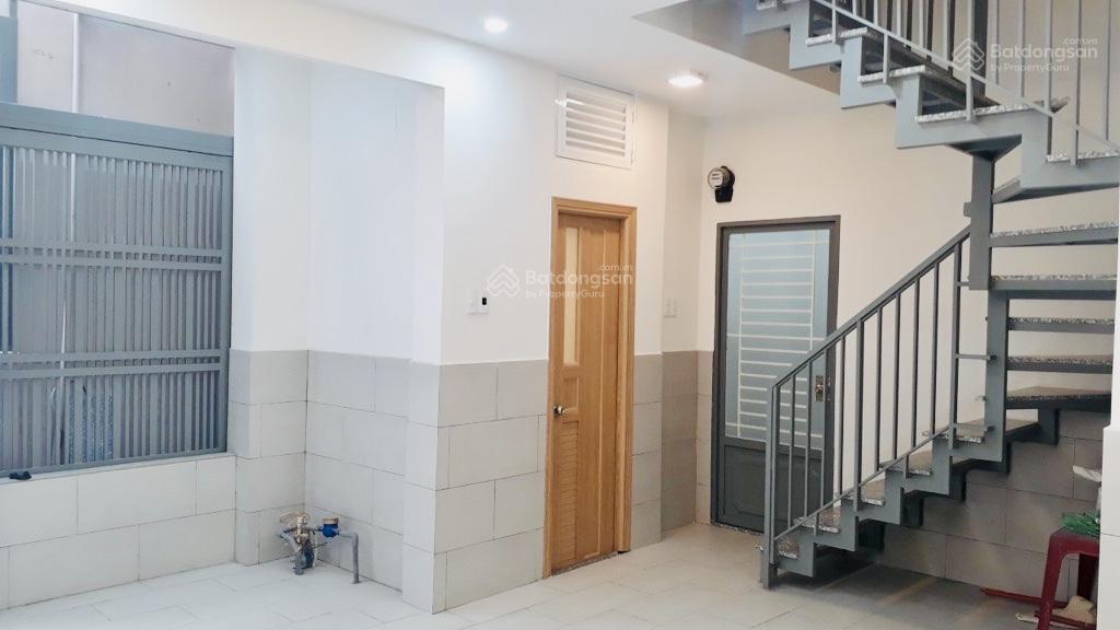 Bán chdv  quận 7  thu nhập 25 tr/tháng  giá chỉ 6.3 tỷ