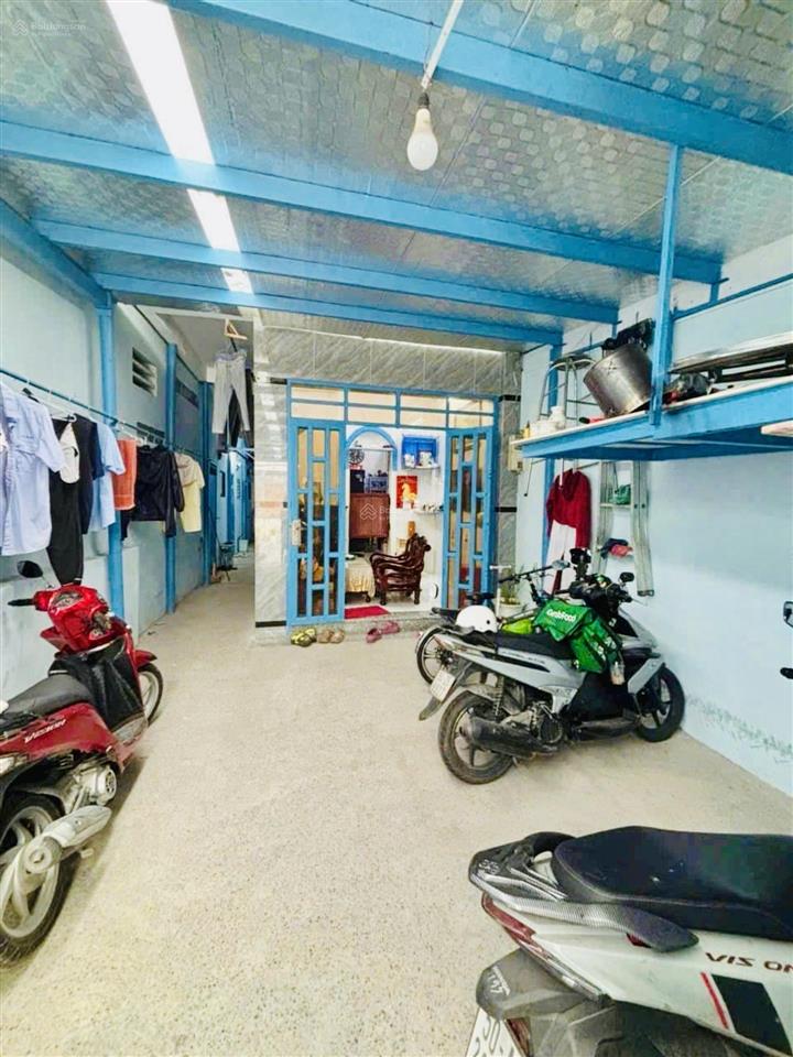 Bán nhà hẻm  quận 7  thu nhập 30tr/tháng  nở hậu