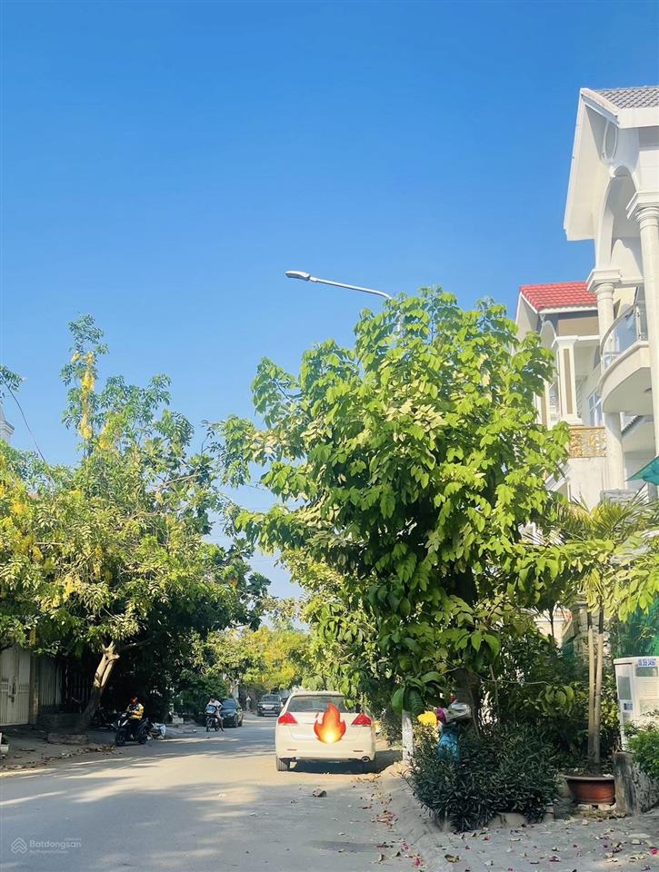Bán chdv  doanh thu 45 củ/tháng  nhỉnh 8 tỷ  phú thuận, q7