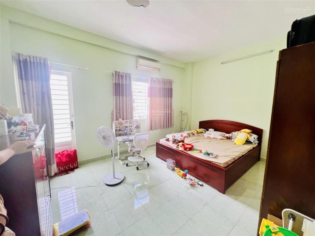 Bán nhà  hẻm ôtô  phú thuận,q7  ngang hơn 5m  nhỉnh 6 tỷ