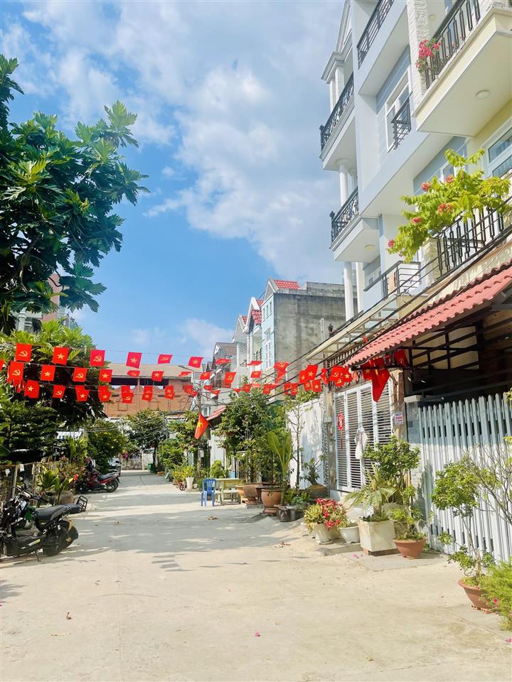Bán nhà  hẻm ôtô  phú thuận,q7  ngang hơn 5m  nhỉnh 6 tỷ