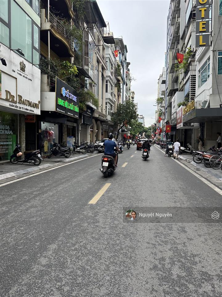 Bán nhà mặt phố bùi thị xuân  hai bà trưng  vị trí đẹp nhất phố