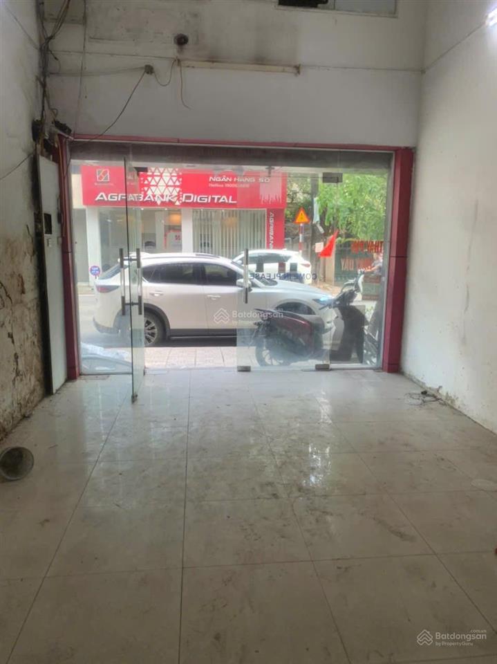 Mặt phố lạc trung  hbt  mặt sau ngõ thông ô tô  vỉa hè trước sau