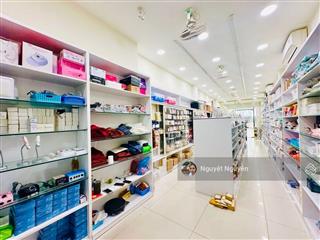 Bạch mai  vỉa hè  kinh doanh bất chấp  giá chỉ 445 triệu/m2