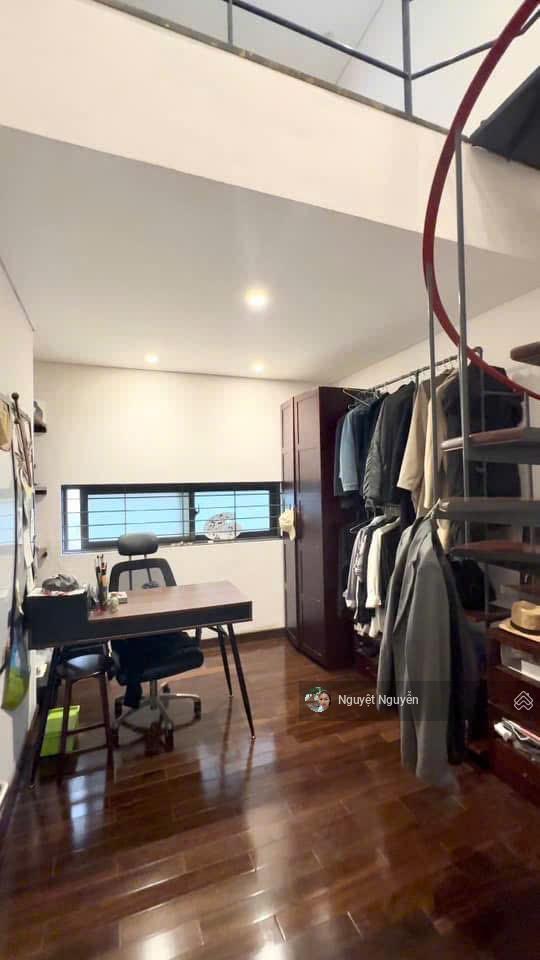 Siêu phẩm hai bà trưng, bán nhà lạc trung  mặt tiền quyền lực 8m  100m2 x 5 tầng