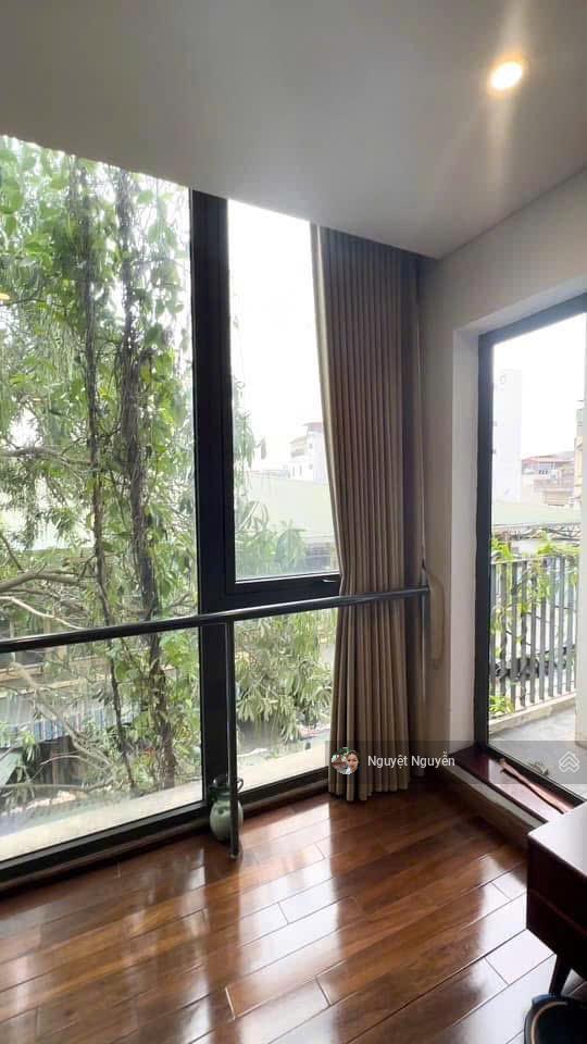 Siêu phẩm hai bà trưng, bán nhà lạc trung  mặt tiền quyền lực 8m  100m2 x 5 tầng