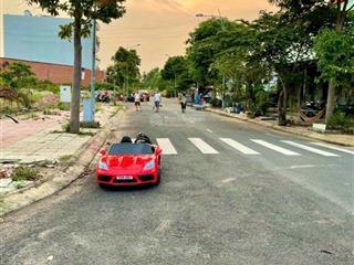 Lô góc 2 mặt tiền trục đường 16m kdc nam khang, 133m2 giá 8.65 tỷ