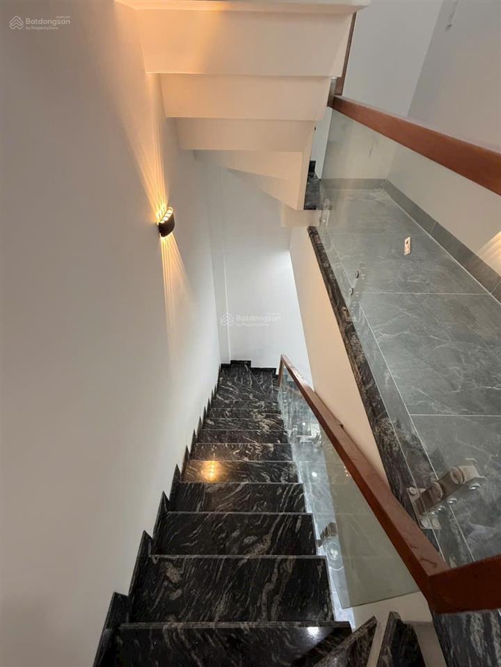 Nhà mới đẹp 4 tầng kdc nam khang 1426 nguyễn duy trinh