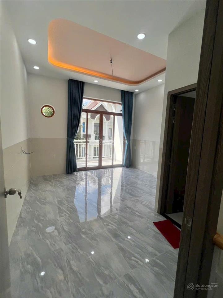 Nhà 3 tầng mới xây kdc nam khang 1426 nguyễn duy trinh, giá 6.3 tỷ