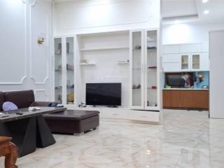 Nhà đẹp như villa,lê đình quản dt 142m2 (7x24)oto ngủ trong nhà thích hợp vừa ở vừa cho thuê