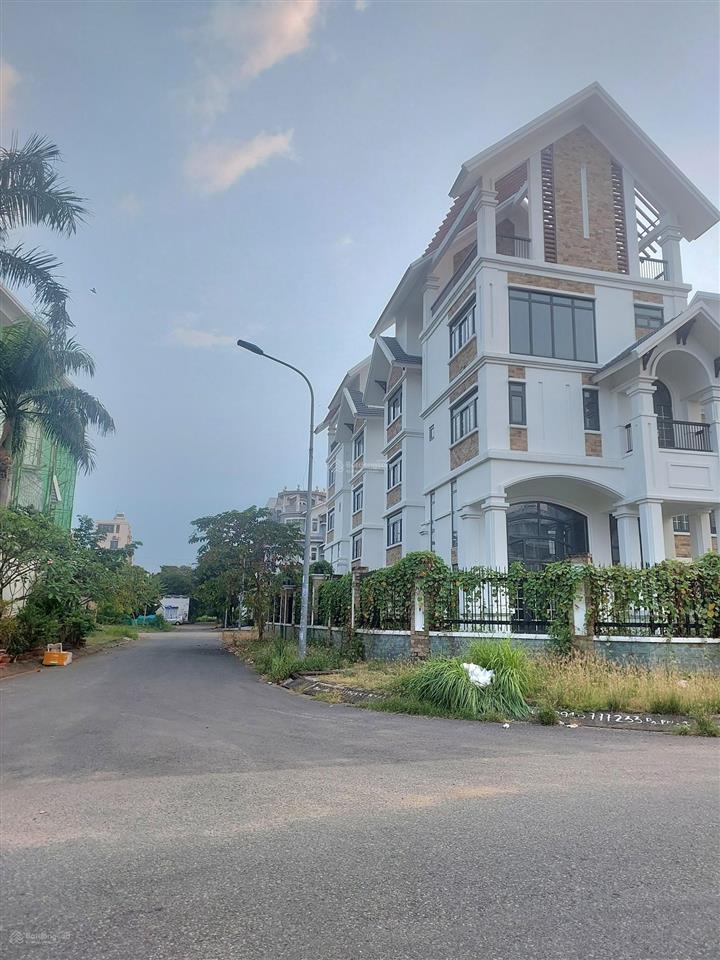 Biệt thự siêu vip nguyễn văn kỉnh, phường cát lái. diện tích 374m2. ngang 17m dài 22m