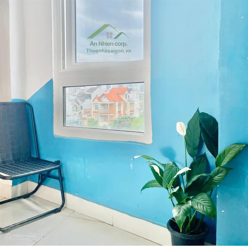 Phòng đẹp, thoáng  ô tô đậu tận cửa, vị trí nguyễn gia trí, bình thạnh