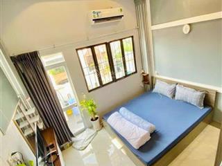 Phòng đẹp, thoáng  ô tô đậu tận cửa, vị trí nguyễn gia trí, bình thạnh